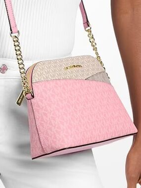 MICHAEL KORS JST Md Dome Color-Block Signature Logo Crossbody
Carnation MULT
NWT